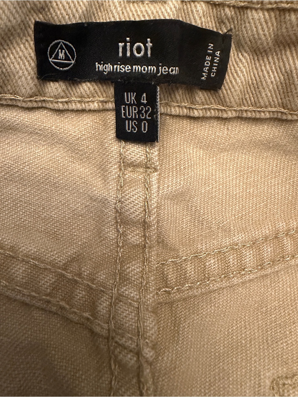 Missguided Riot Extreme Ripped High-Waisted Mom Jeans - Picture 8 of 11